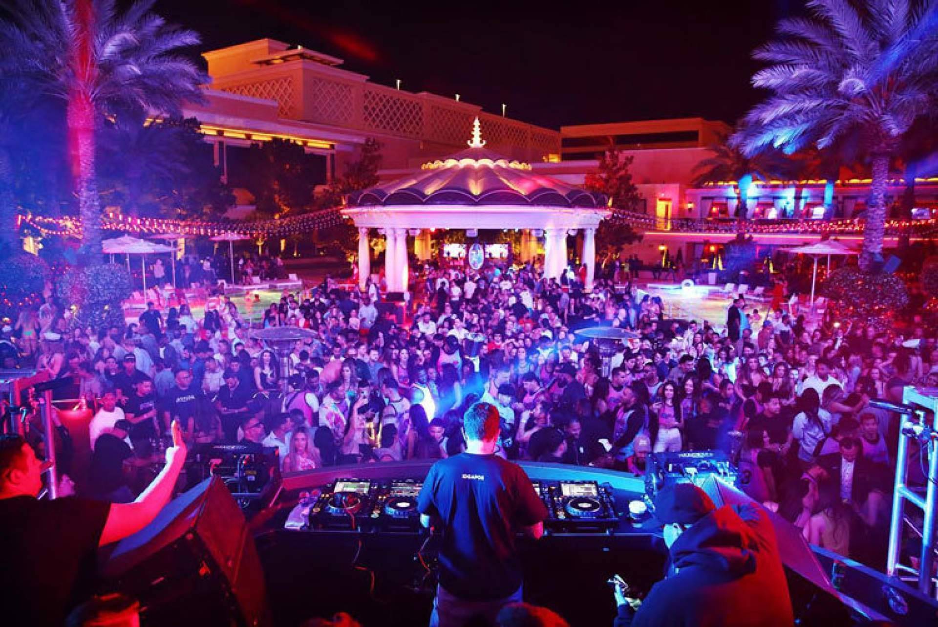 Inside Vegas Nights; VIP Tables & Exclusive Club Experiences